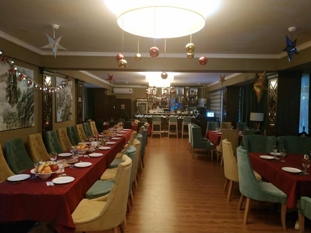 B&B Lake House Hotel Yusufkhona Exterior foto